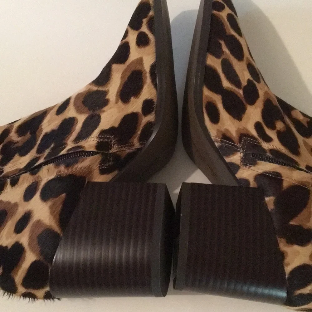 Sam Edelman Calf Hair Animal Print Booties NEW - Picture 7 of 9
